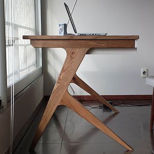 現代風デスク 1