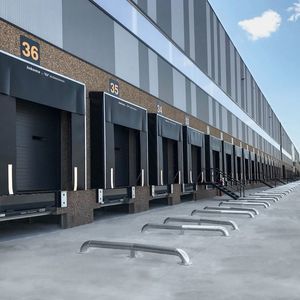 車止めブロック縁石