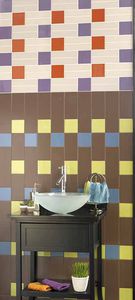 セラミック製タイル