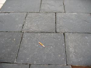 石灰岩敷石