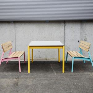 現代風テーブル 1