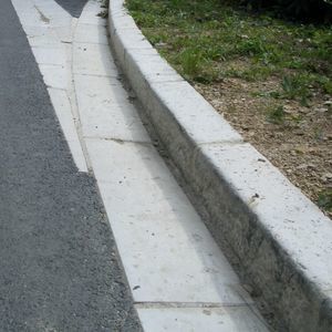 エッジバンディング排水路