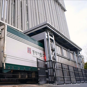 機械式エレベーター