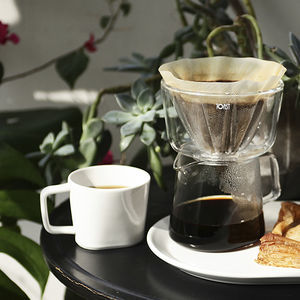 磁器製コーヒーカップ