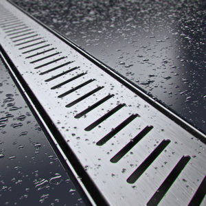 ステンレス網製リニアシャワー排水 1