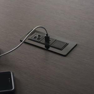 電流コンセント