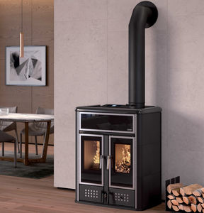 ぺレット給湯機能付きストーブ 1
