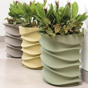 プラスチック製植木鉢
