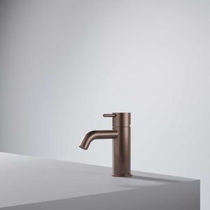 洗面器用混合水栓 1
