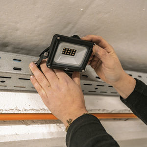 IP65プロジェクター 1