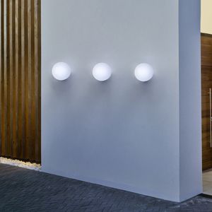 コンテンポラリー壁面ライト / 屋外用 / ポリエチレン製 / LED
