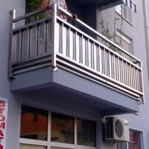 ステンレススチール製手すり