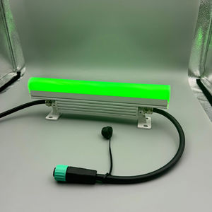 直付け照明器具 1