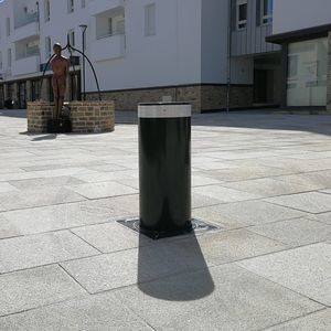 格納式ボラード