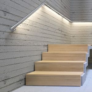 アルミニウム製フレーム手すり