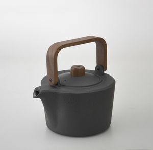 鋳鉄製ケトル