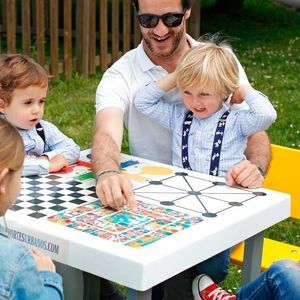 屋外用子供用ゲームテーブル