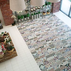 陶磁器タイル 1
