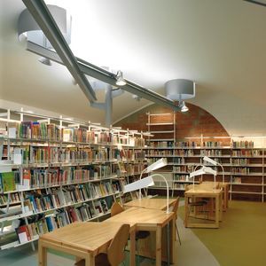吊り下げ式照明器具