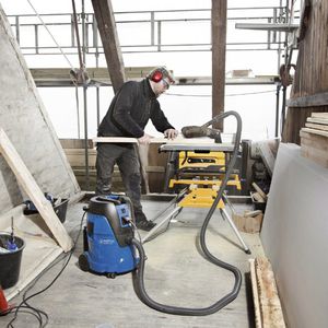 商業用ビル掃除機