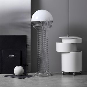 フロアスタンド型ライト / オリジナルデザイン / スチール製 / プラスチック製