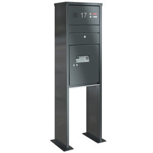 金属製ロッカールーム