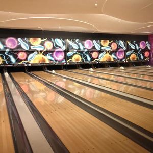 屋内用スポーツ施設用床材