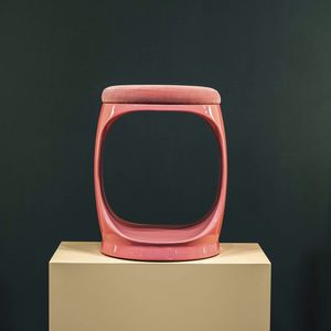 現代風スツール 1