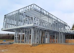 建物用金属製骨組み