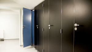 ステンレススチール製衛生用仕切り壁
