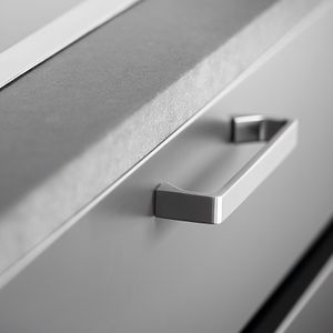 金属製家具用取っ手