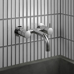 洗面器用ダブルハンドル混合水栓
