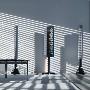 床置きスピーカー 1