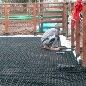 プラスチック補強用格子