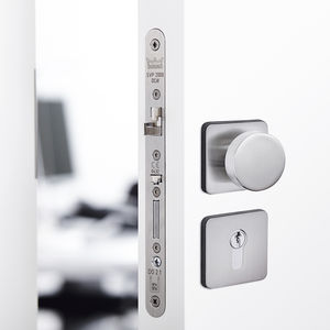 電子式ロック