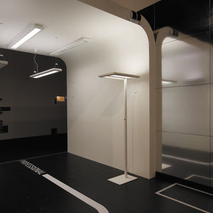 直付け照明器具 1