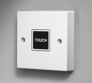 プッシュ式ボタンスイッチ