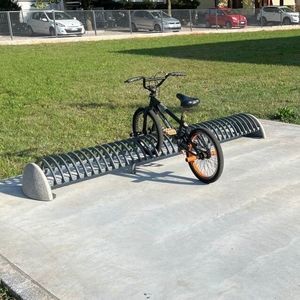 床置きバイクラック
