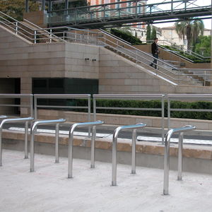 床置きバイクラック