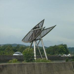 ステンレス製彫刻 1