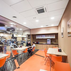 ガラスウール製仮天井