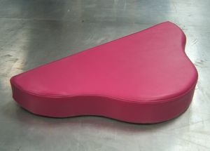 ゲームコース用気泡ゴム成形 1
