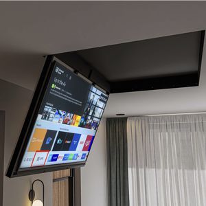 現代風天井用テレビホルダー