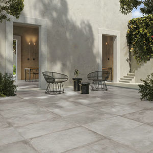 陶磁器タイル 1