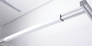 吊り下げ式照明器具