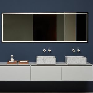 壁かけ式バスルーム用鏡 1