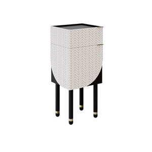 床置き収納家具 1