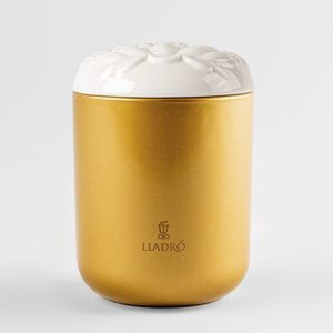 磁器製ろうそく立て