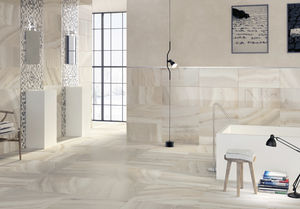 陶磁器タイル 1