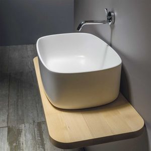 カウンタートップ型洗面器